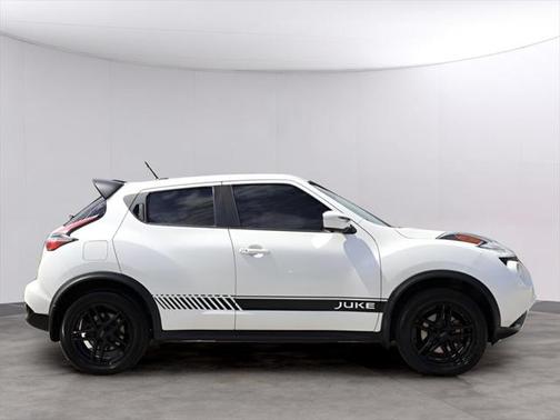 2017 Nissan Juke SV