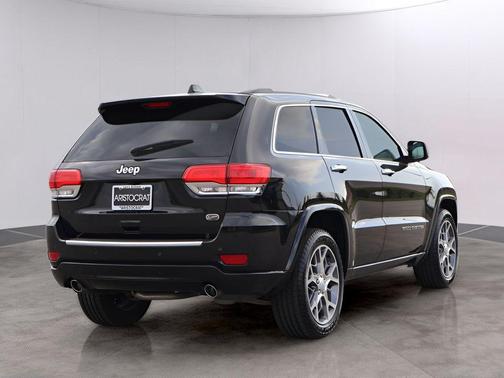 2020 Jeep Grand Cherokee Overland