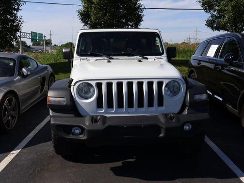 Bright White Clearcoat 2018 Jeep Wrangler Unlimited Sport
