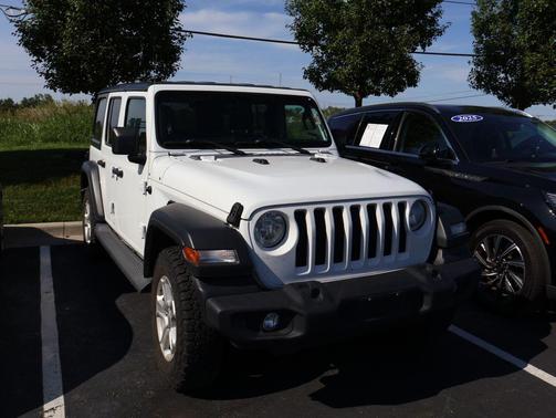 Bright White Clearcoat 2018 Jeep Wrangler Unlimited Sport