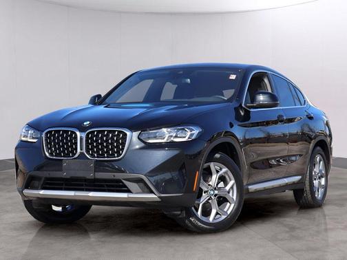 2025 BMW X4 xDrive30i