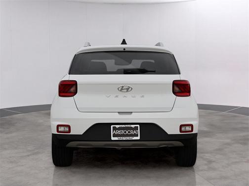 2021 Hyundai VENUE SEL