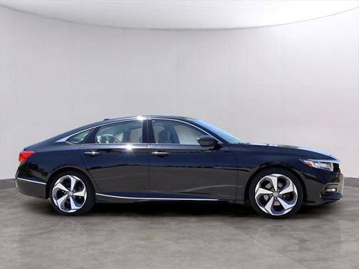 2018 Honda Accord Touring 2.0T