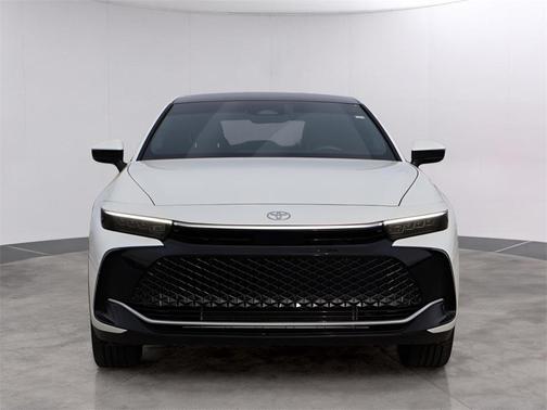 2023 Toyota Crown Platinum