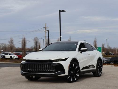 2023 Toyota Crown Platinum