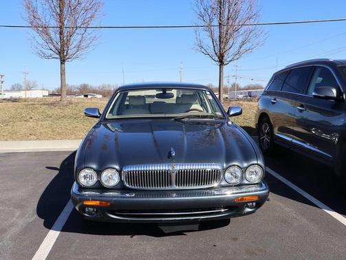 2001 Jaguar XJ Vanden Plas