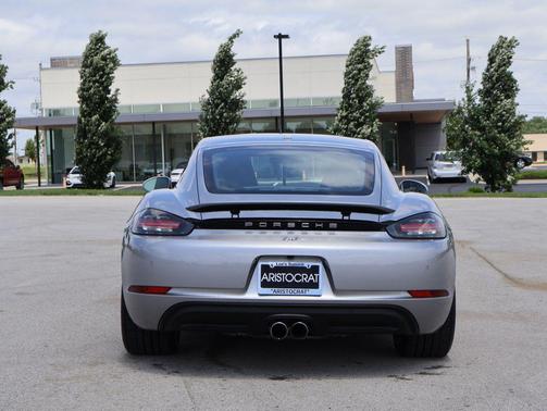 GT Silver Metallic 2018 Porsche 718 Cayman S