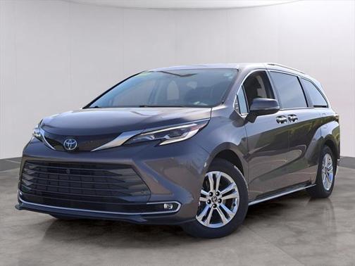 2023 Toyota Sienna Platinum 7 Passenger