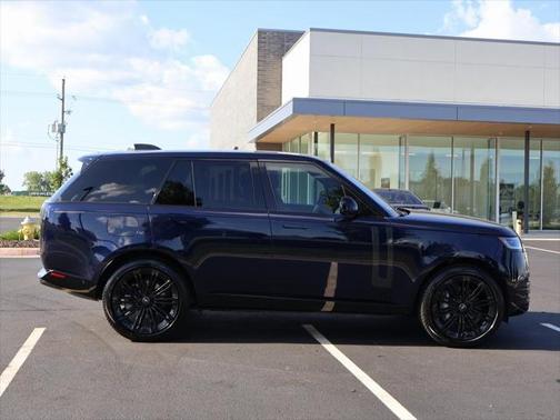 2023 Land Rover Range Rover P400 SE