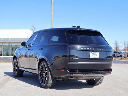 2023 Land Rover Range Rover P400 SE