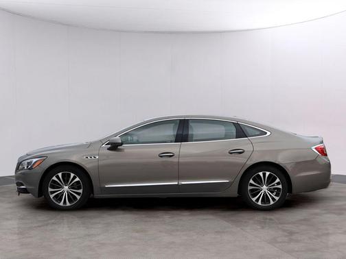 Pepperdust Metallic 2018 Buick LaCrosse Essence