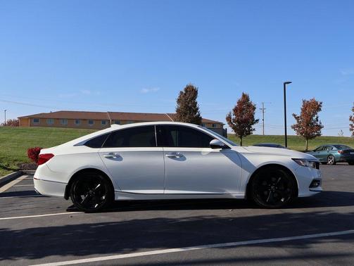 2018 Honda Accord Touring
