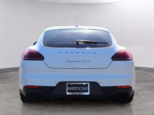 2015 Porsche Panamera GTS