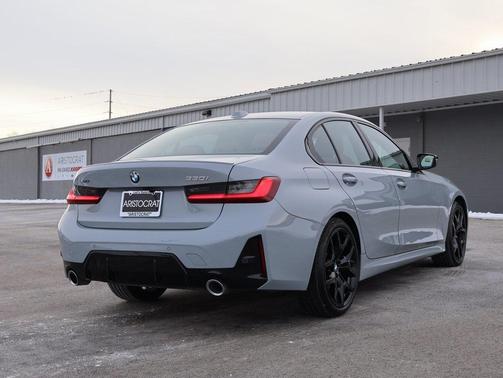 2025 BMW 330 xDrive