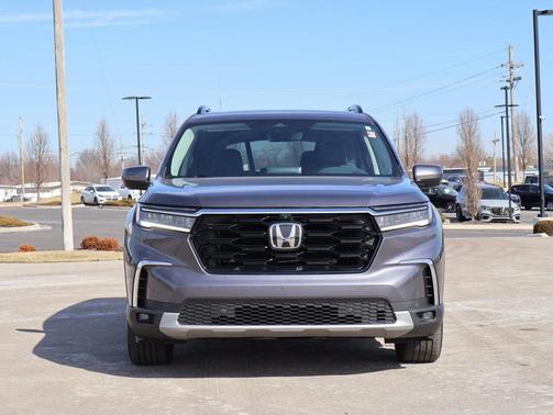 2023 Honda Pilot AWD Elite