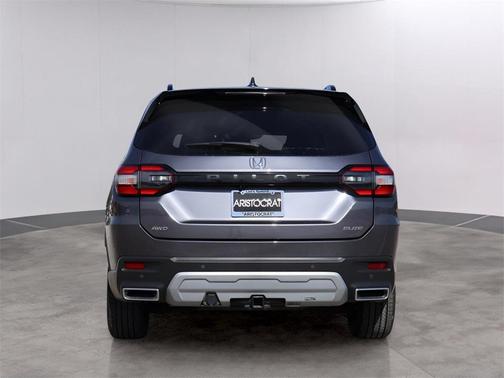 2023 Honda Pilot AWD Elite