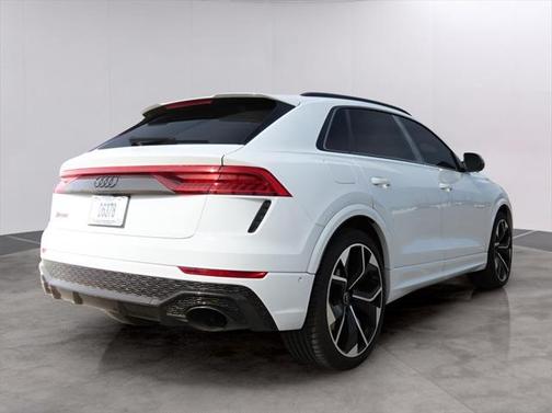2023 Audi RS Q8 4.0T