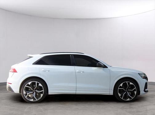 2023 Audi RS Q8 4.0T