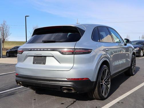 2020 Porsche Cayenne Cayenne