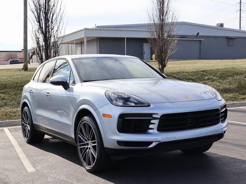 2020 Porsche Cayenne Cayenne