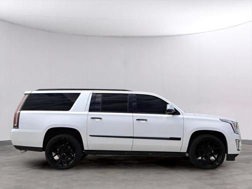 2019 Cadillac Escalade ESV Platinum