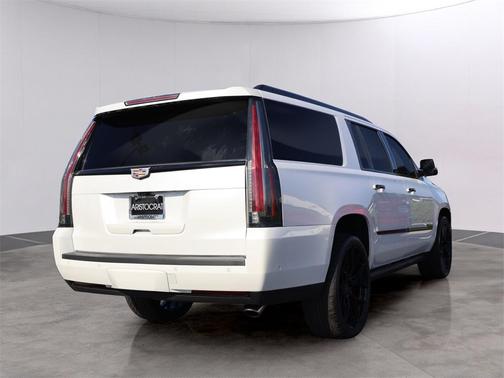 2019 Cadillac Escalade ESV Platinum