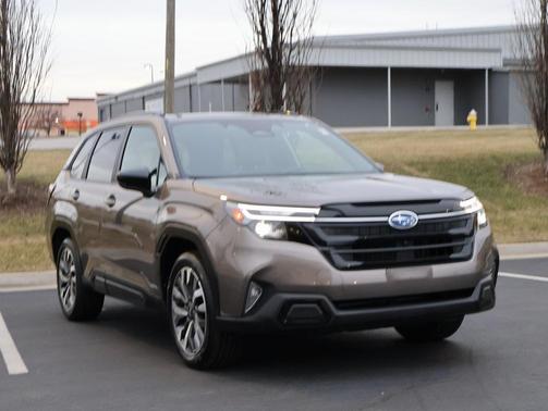 2025 Subaru Forester Touring