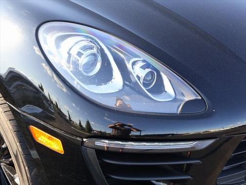 2018 Porsche Macan Base