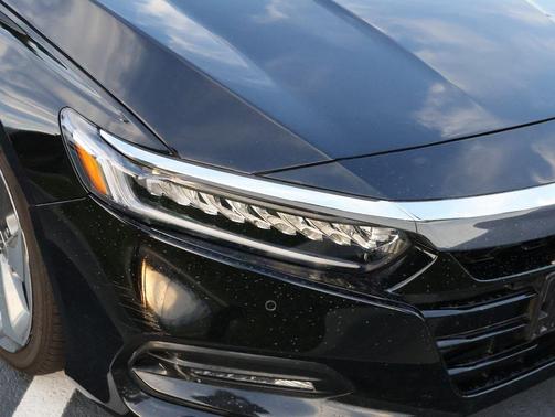 2018 Honda Accord Touring 2.0T