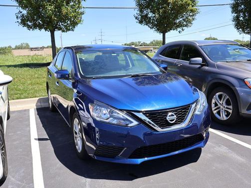 Deep Blue Pearl 2019 Nissan Sentra SV