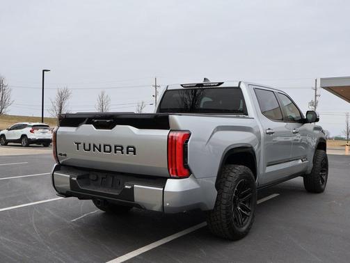 2024 Toyota Tundra Platinum