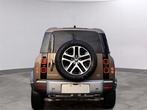 2022 Land Rover Defender 110 XS Edition
