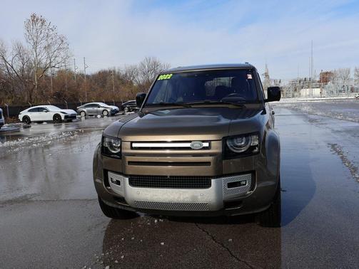 2022 Land Rover Defender 110 XS Edition