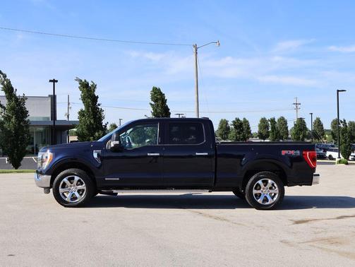 Antimatter Blue Metallic 2021 Ford F-150 XLT