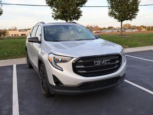2020 GMC Terrain SLT