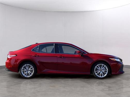 2020 Toyota Camry XLE