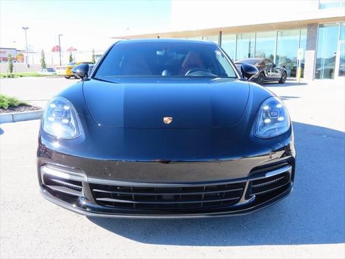 2018 Porsche Panamera 4S