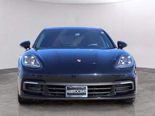 2018 Porsche Panamera 4S