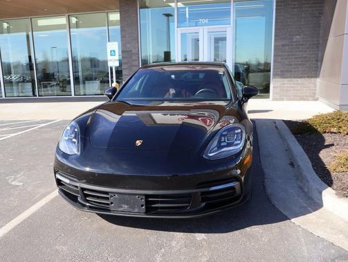 2018 Porsche Panamera 4S