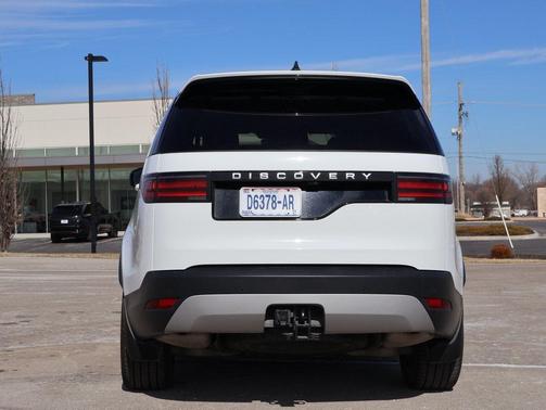 2025 Land Rover Discovery P300 S