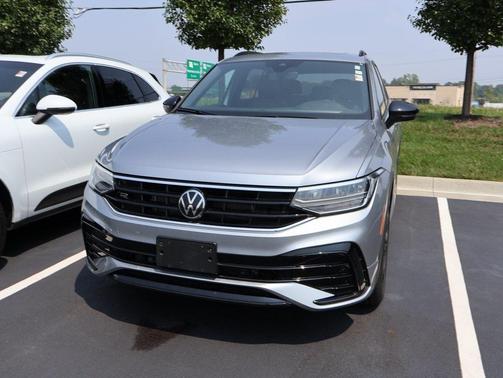2024 Volkswagen Tiguan 2.0T SE R-Line Black 4MOTION