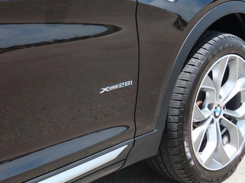 Photo 5 of 55 of 2016 BMW X3 xDrive28i