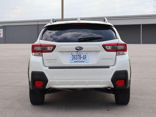 Crystal White Pearl 2023 Subaru Crosstrek Limited