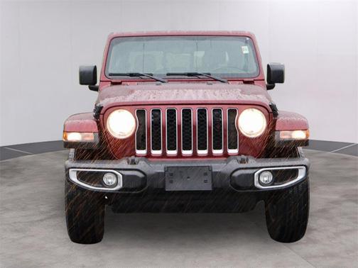 2022 Jeep Gladiator Overland
