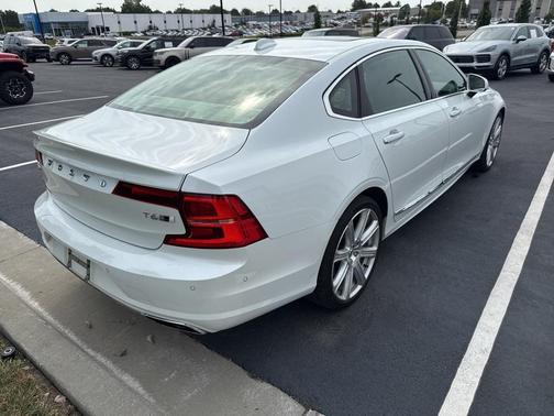 2019 Volvo S90 T6 Inscription