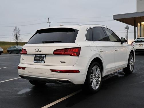 2018 Audi Q5 2.0T Tech Premium