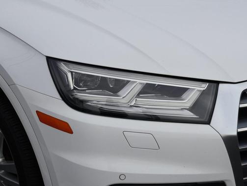 2018 Audi Q5 2.0T Tech Premium