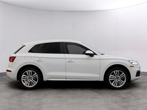 2018 Audi Q5 2.0T Tech Premium