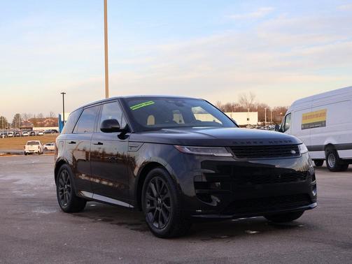2024 Land Rover Range Rover Sport SE