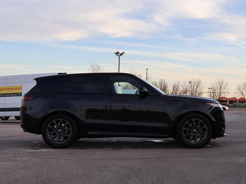 2024 Land Rover Range Rover Sport SE